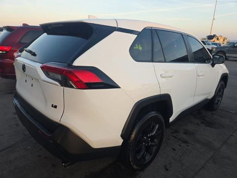 Used 2025 Toyota RAV4 LE image 4