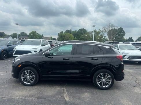 Used 2023 Buick Encore GX Select w/ Sport Touring Package AWD/4WD image 9