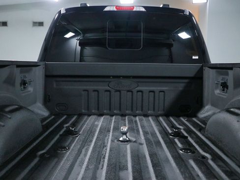 Used 2022 Ford F250 Lariat w/ Tremor Off-Road Package AWD/4WD image 30