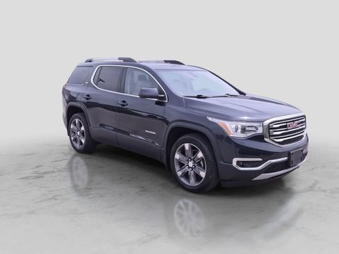 Used 2017 GMC Acadia SLT AWD/4WD image 2