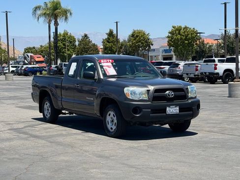 Used 2011 Toyota Tacoma 2WD Access Cab image 3