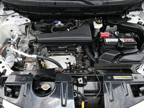 Used 2019 Nissan Rogue S AWD/4WD image 14