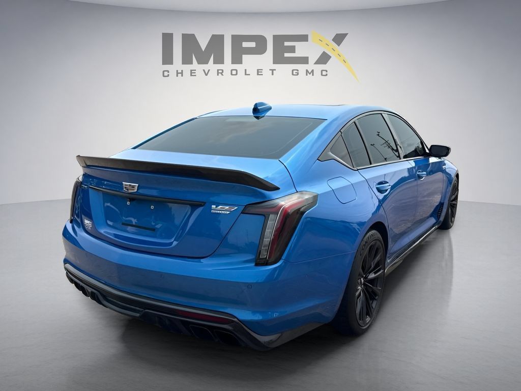 Used 2024 Cadillac CT5 V Blackwing w/ Carbon Fiber Package 2 RWD image 5