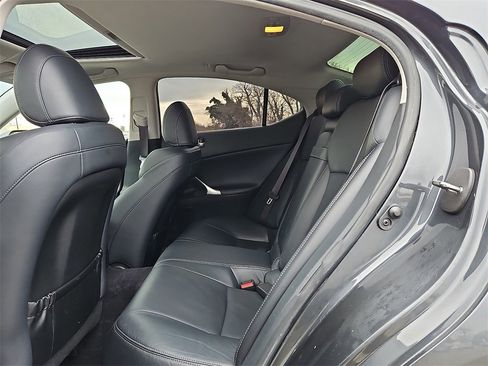 Used 2011 Lexus IS 250 AWD image 12