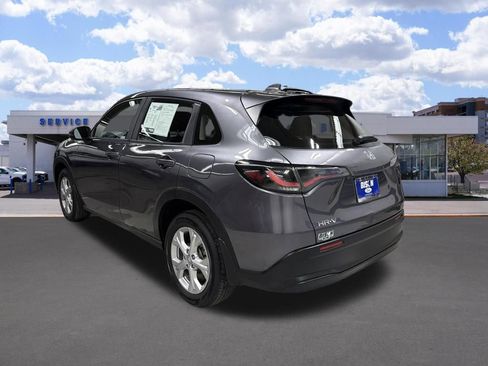 Used 2023 Honda HR-V LX image 5