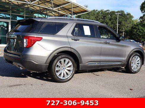 Used 2022 Ford Explorer Limited w/ Equipment Group 301A RWD image 9