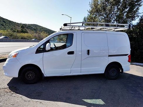 Used 2020 Nissan NV200 SV image 6