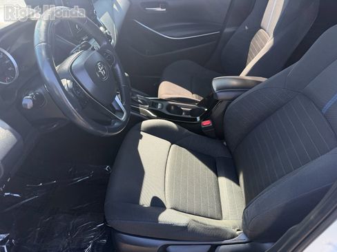 Used 2022 Toyota Corolla SE w/ Carpet Mat Package (TMS) image 9