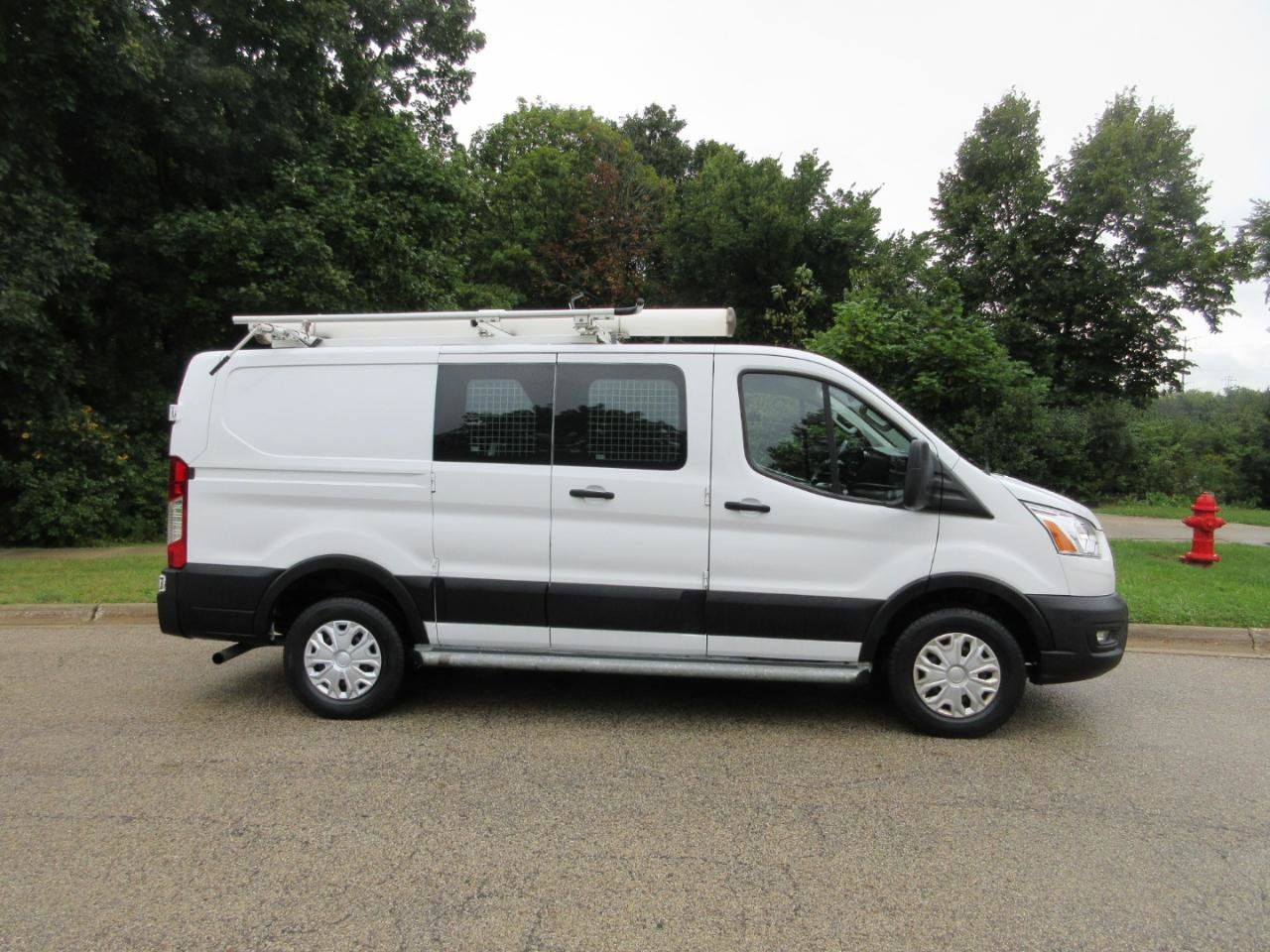 Used 2020 Ford Transit 250 Low Roof w/ Exterior Upgrade Package RWD image 8