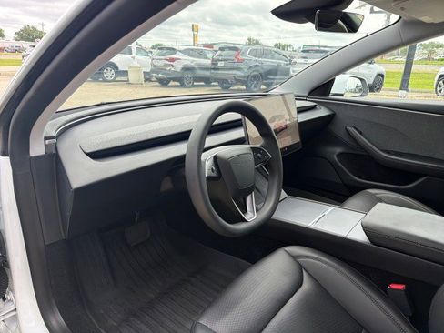 Used 2024 Tesla Model 3 RWD image 10