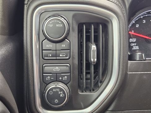 Used 2021 Chevrolet Silverado 1500 LT AWD/4WD image 22