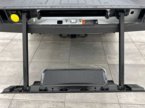 New 2026 Ford F350 Lariat w/ Black Appearance Package image 16