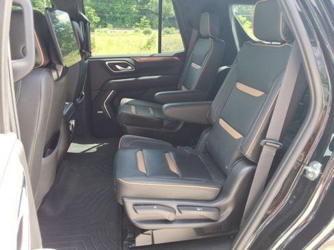 Used 2023 GMC Yukon AT4 w/ AT4 Premium Package AWD/4WD image 33
