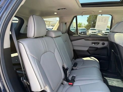 Certified 2025 Honda Pilot Elite image 21