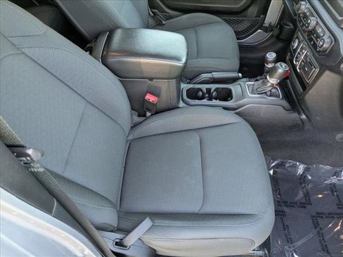 Used 2020 Jeep Wrangler Unlimited Sport AWD/4WD image 19