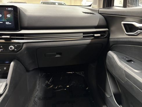 Used 2026 Kia Sportage LX AWD/4WD image 30