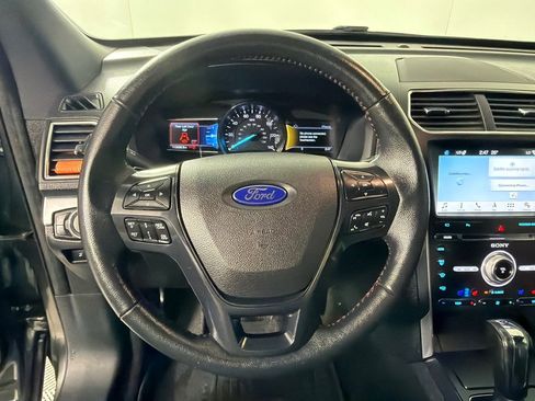 Used 2018 Ford Explorer Sport w/ Equipment Group 401A image 14