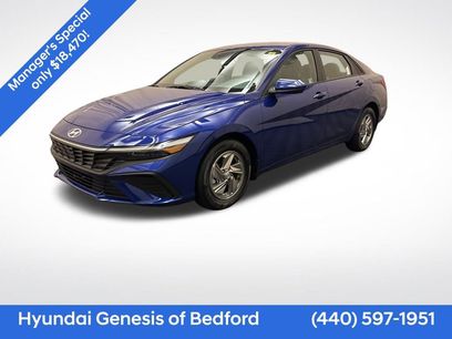 Certified 2025 Hyundai Elantra SE