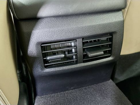 Used 2019 Lexus IS 300 AWD image 27