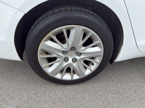 Used 2014 Chevrolet Impala LS FWD image 11