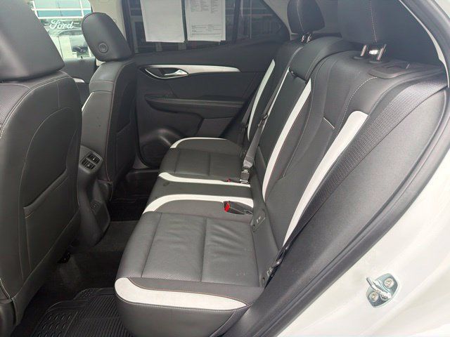 Used 2025 Buick Envision Sport Touring AWD/4WD image 14