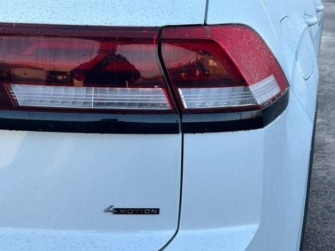 New 2026 Volkswagen Atlas Cross Sport SEL R-Line image 15