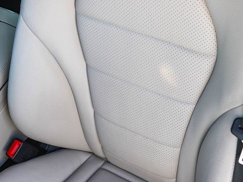 Used 2021 Mercedes-Benz C 300 Sedan image 23