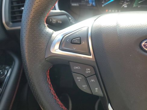 Used 2020 Ford Edge ST-Line FWD image 11