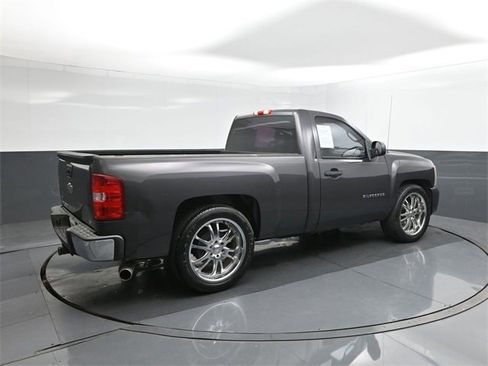 Used 2011 Chevrolet Silverado 1500 W/T w/ LS Package image 10