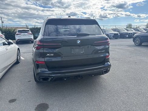Used 2024 BMW X5 xDrive40i w/ M Sport Package image 10