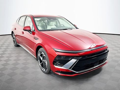 New 2026 Hyundai Sonata SEL FWD image 3
