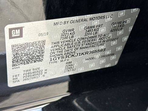 Used 2019 Cadillac Escalade Premium Luxury RWD image 39