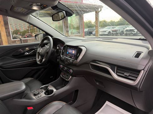 Used 2024 GMC Terrain AT4 w/ Infotainment Package II AWD/4WD image 23