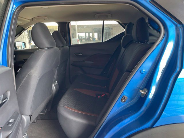 Used 2023 Nissan Kicks SR FWD image 16