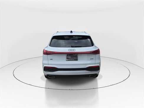 New 2025 Audi Q5 Premium image 7