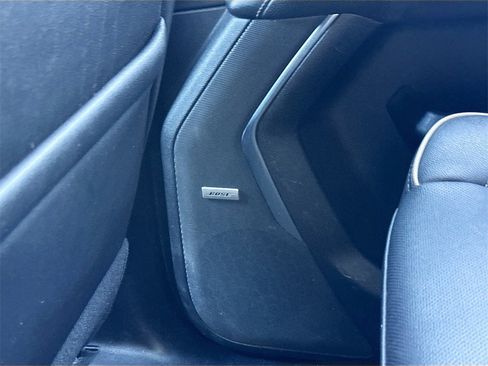 Used 2021 GMC Yukon XL SLT image 27