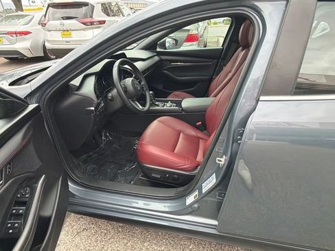Used 2026 MAZDA MAZDA3 Carbon AWD/4WD image 8