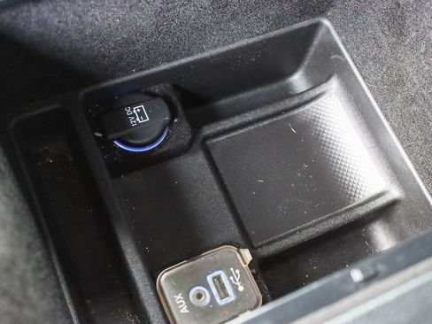 Used 2014 Chrysler 300 S image 50