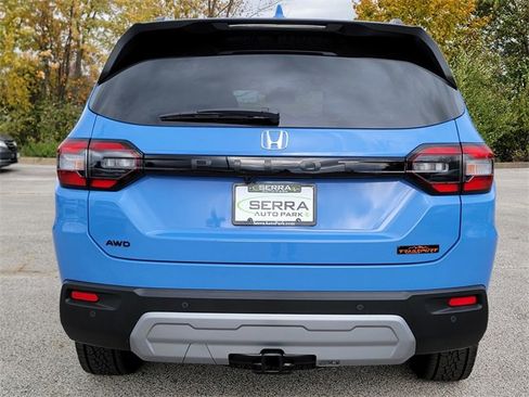 New 2025 Honda Pilot TrailSport image 5
