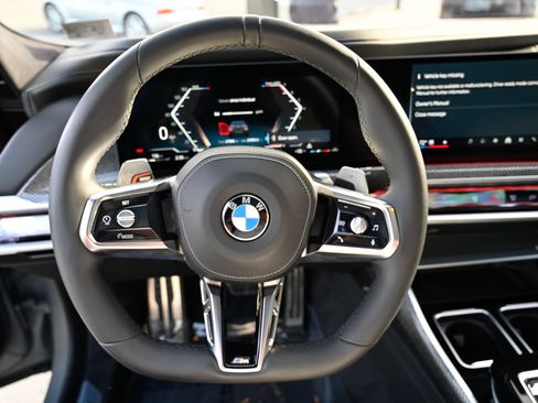 Used 2023 BMW 760i xDrive 760i xDrive image 23