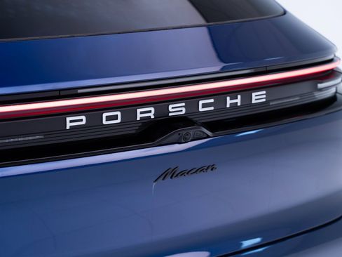New 2026 Porsche Macan Electric image 14