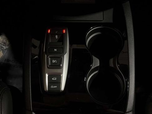 Used 2019 Honda Pilot Elite image 20