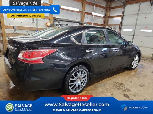 Used 2013 Nissan Altima 3.5 SV w/ Navigation Pkg image 4