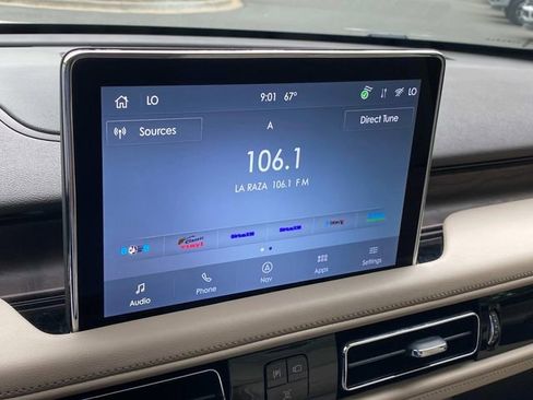 Certified 2023 Lincoln Aviator Reserve w/ Equipment Group 201A AWD/4WD image 23
