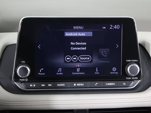 Certified 2024 Nissan Rogue SV FWD image 9
