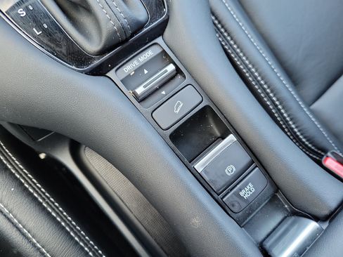 Used 2023 Honda HR-V LX image 29