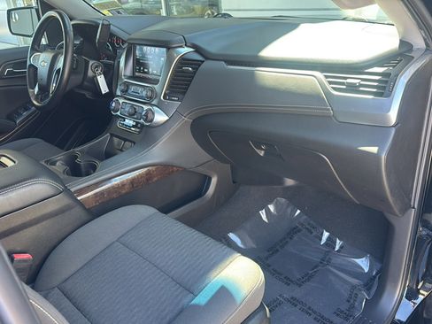 Certified 2019 Chevrolet Tahoe LS AWD/4WD image 11