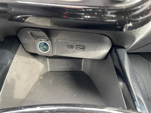 Used 2024 Chevrolet Trax LT w/ Driver Confidence Package image 26