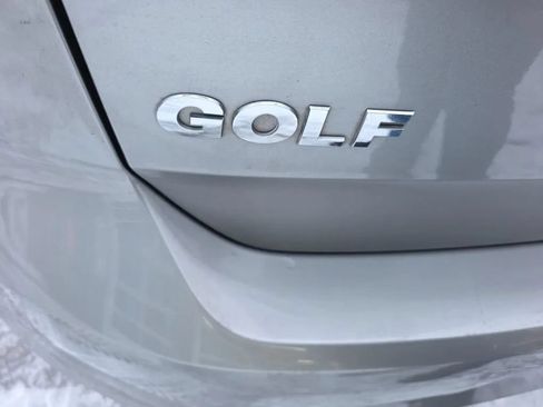 Used 2016 Volkswagen Golf S FWD image 15