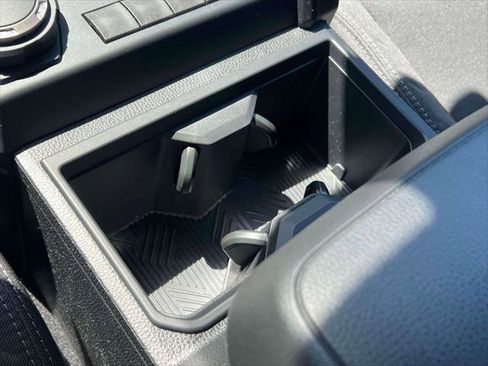 Certified 2026 Toyota Tacoma SR AWD/4WD image 29